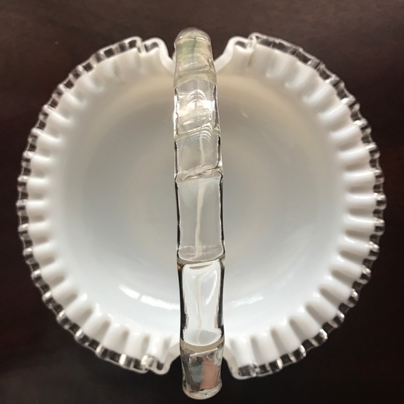 Vintage Fenton ‘Silver Crest’ Lot | Large Divided Basket and Candle Holder - Picture 4 of 12